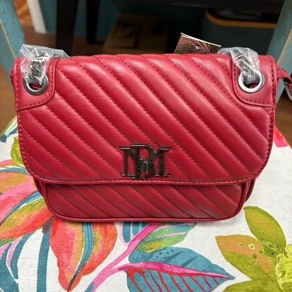 Badgley Mischka Red Quilted Vegan Leather Crossbody Bag NWT - Picture 2 of 5